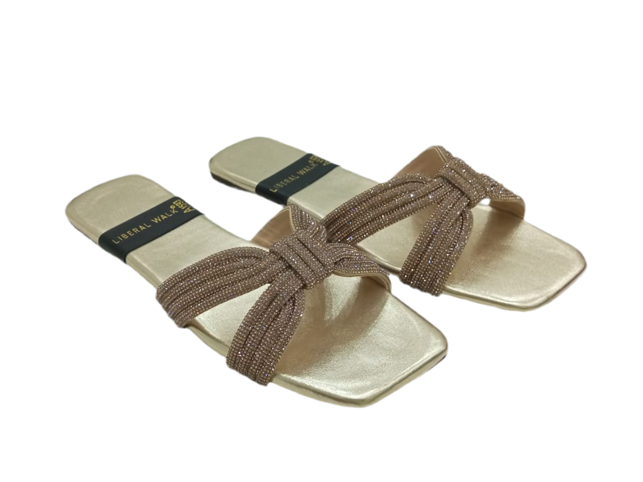 Women Slippers
A-1593